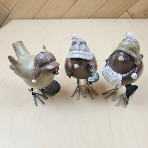 3 Sullivans Decorative Winter Bird Figurines With Hats & Scarves by Valerie - Picture 1 of 14